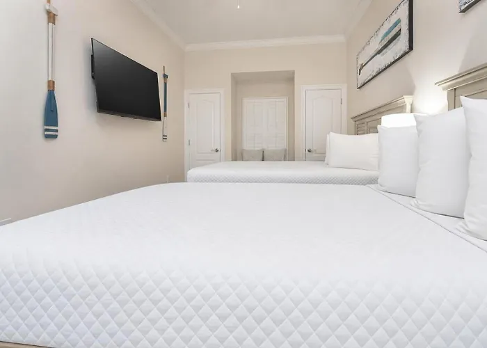 Phoenix Gulf Towers 602 Apartment *