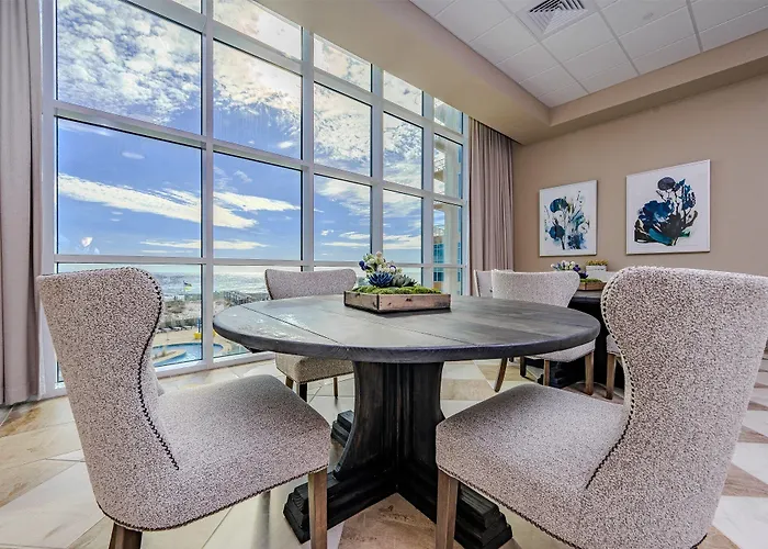 Phoenix Gulf Towers 602 Apartment